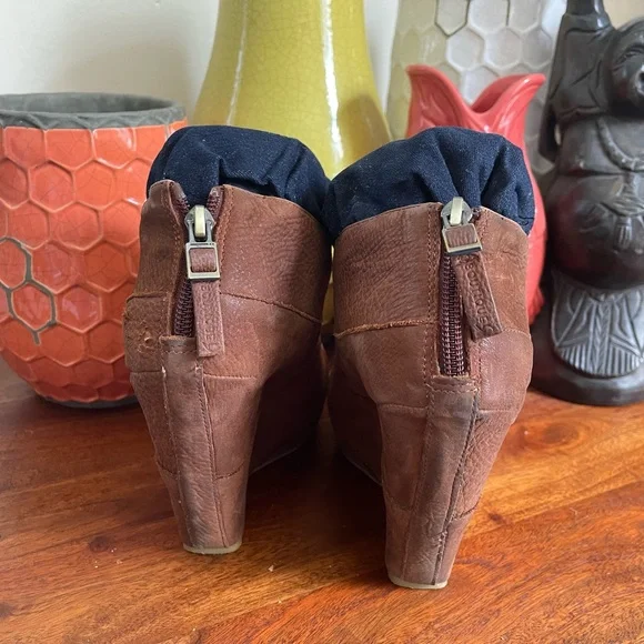 Anthropologie Suede “Carapace” Platform Wedge Ankle Booties - Picture 3 of 9